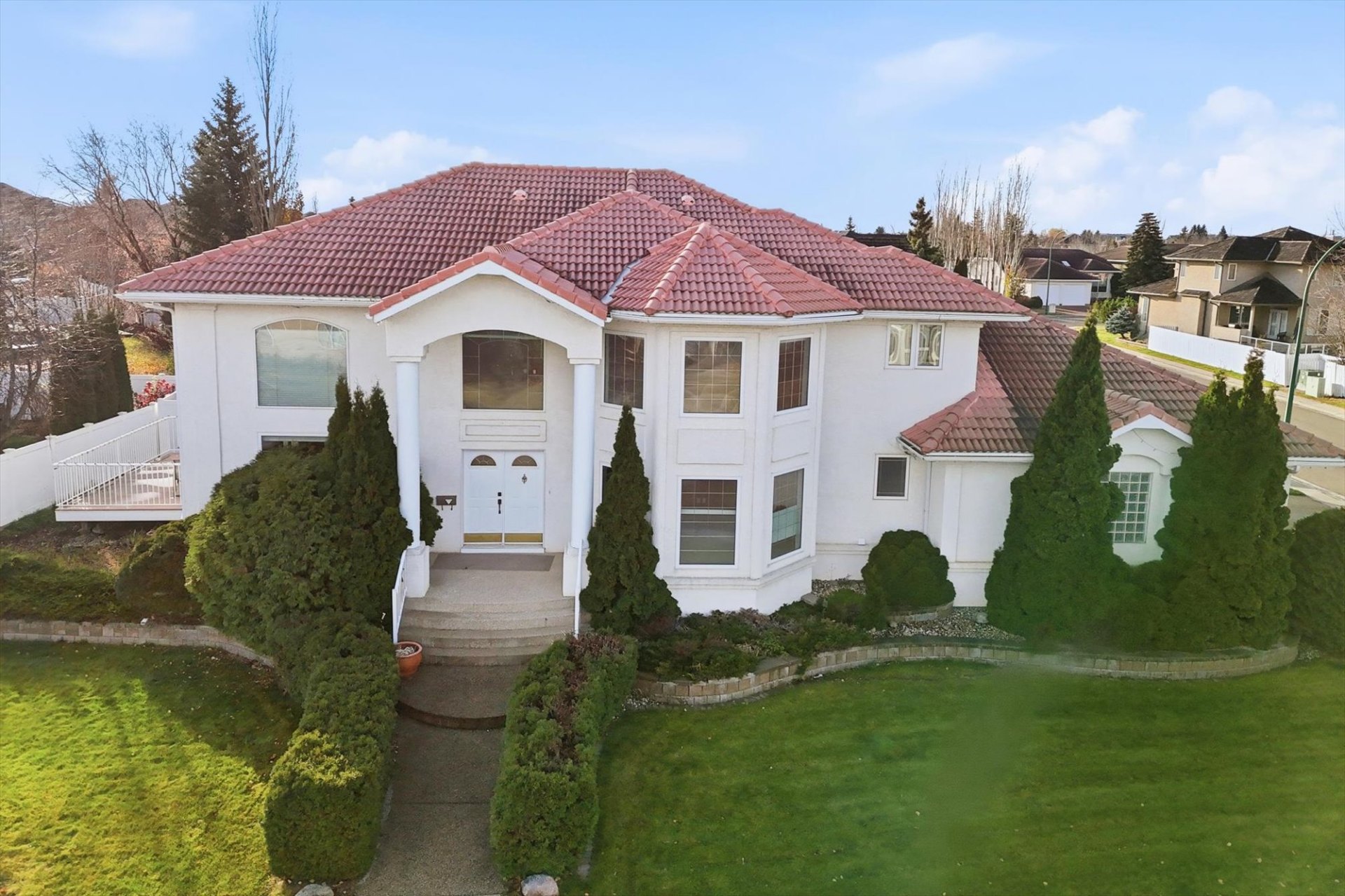 Public Open House-Briarwood 2800尺近湖独栋-228 Braeshire Lane-本周末11月15日16日下午 2:00 – 4:00PM 欢迎您来参观——林与唐地产 - 2